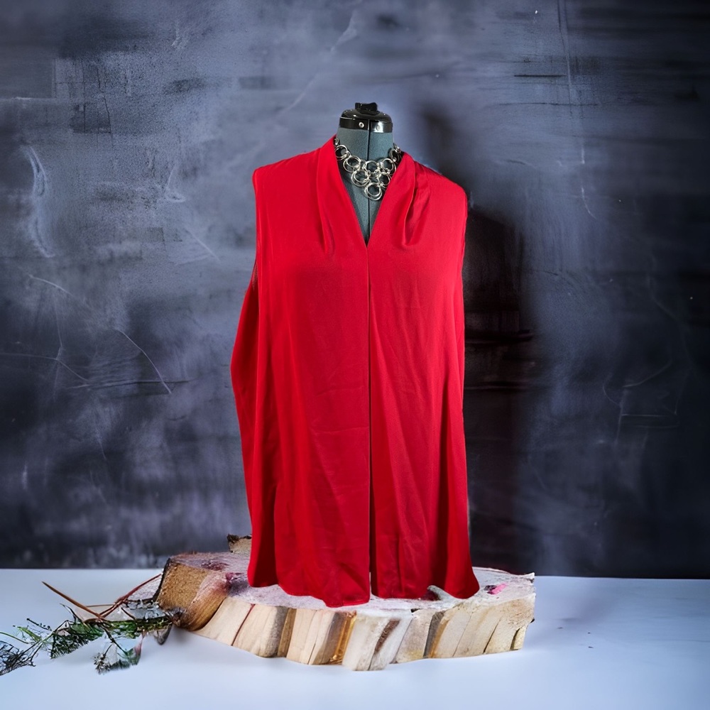 ❤️❤️ Ashley Stewart Red  flowy sleeveless blouse in EUC